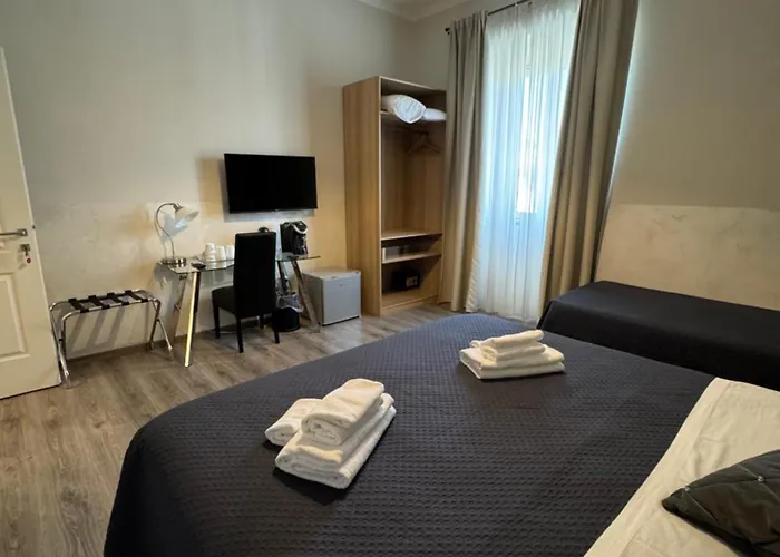 Rhs Rienzo 4* Roma